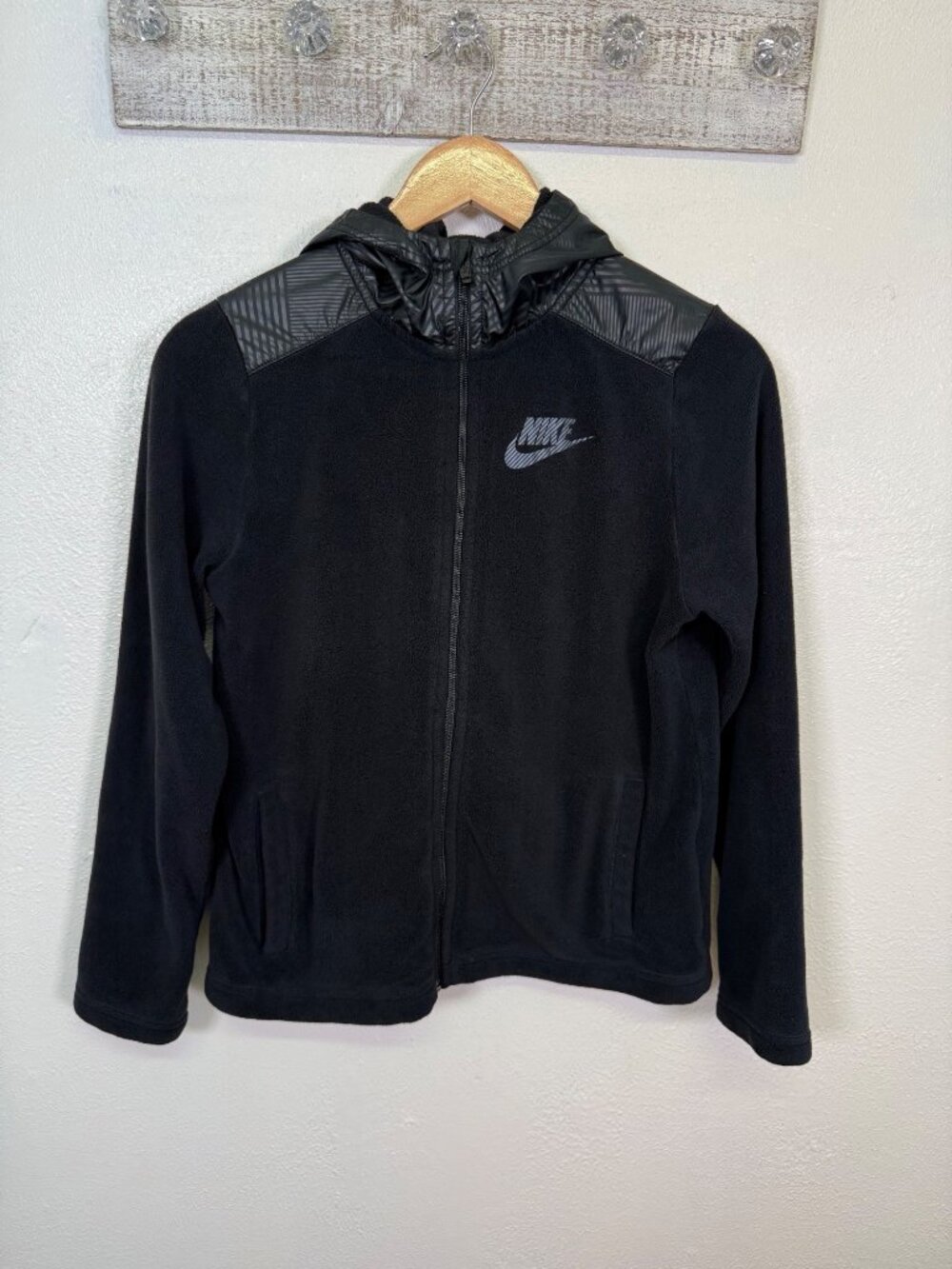 Nike Youth Boy's Long Sleeve Black Fleece Full Zip Up Hooded Jacket Large